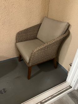 3-Piece Patio Set – 2 Wicker Chairs + White Accent Table