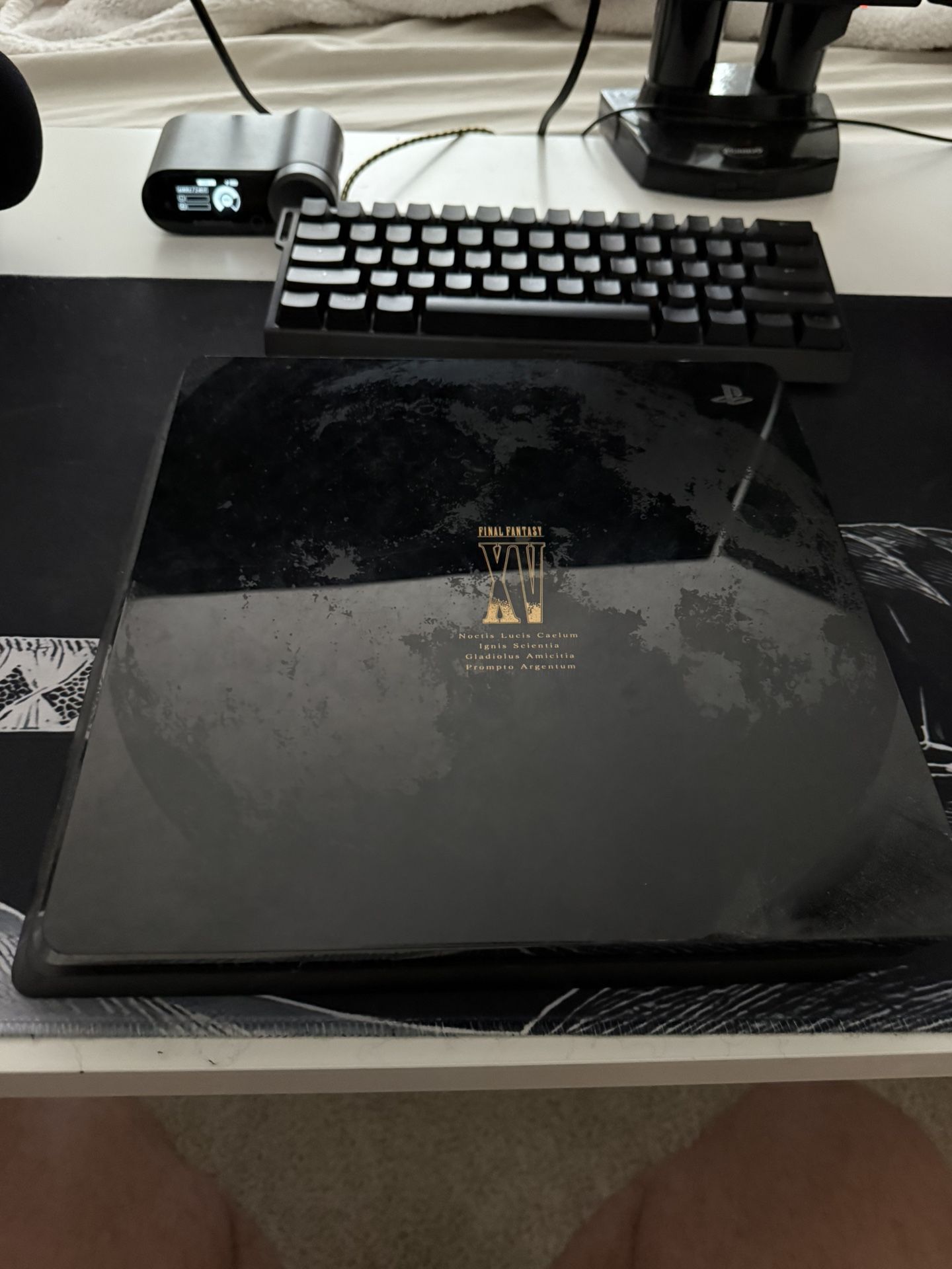 PS4 With Games And 1 Controller