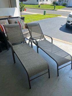 2 Lounge Chairs