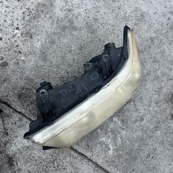 Toyota Sequoia Headlights