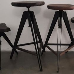 Barstools And Chairs 
