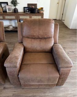 Recliner and Loveseat Recliner