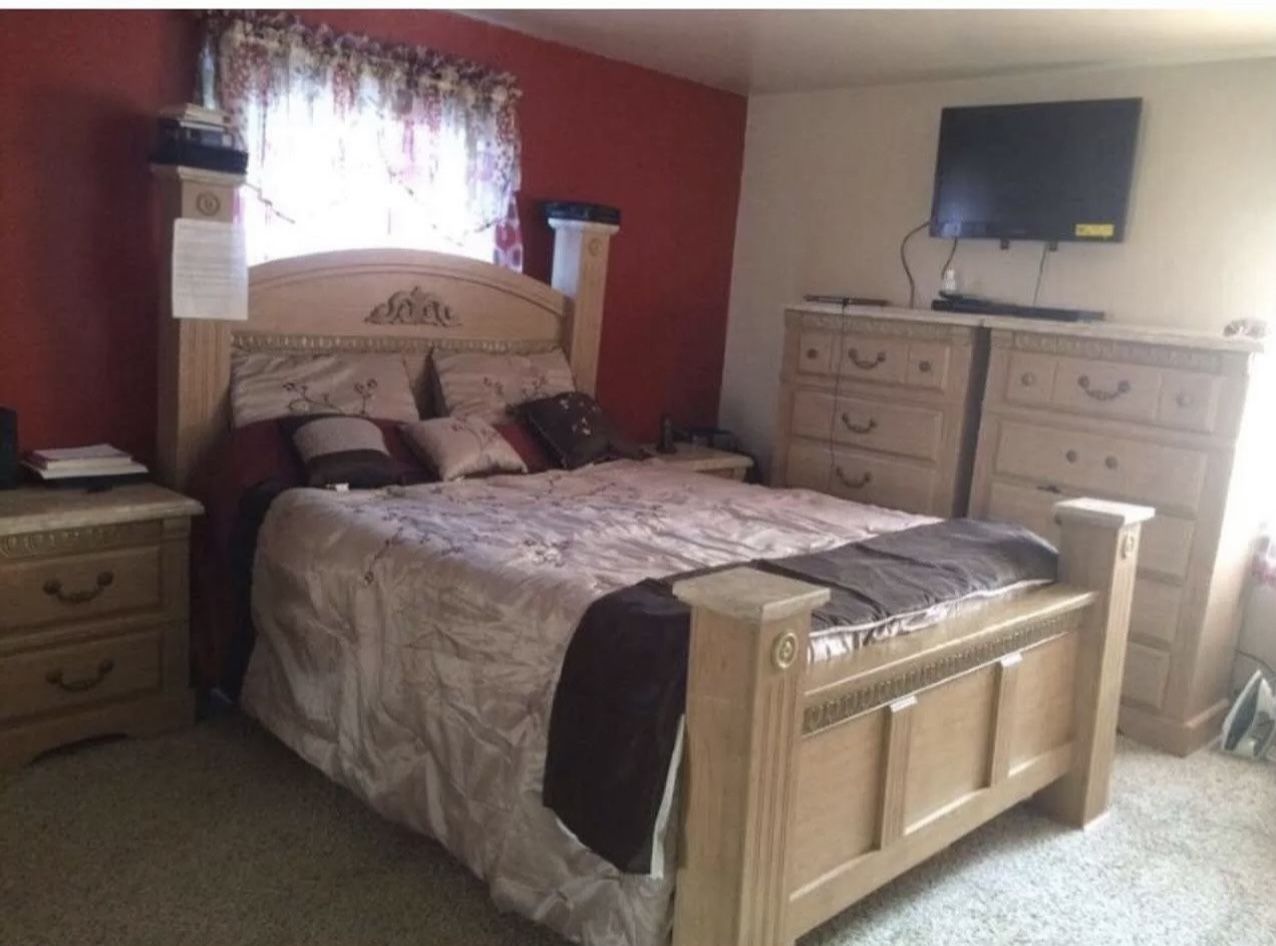 Oak Bedroom Set