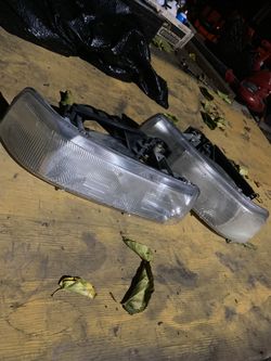 Silverado,Tahoe,Suburban  Headlights