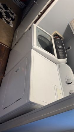 Whirlpool Washer and Dryer Set