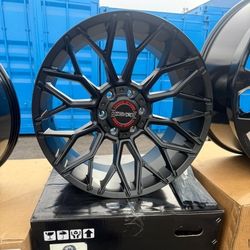 Rines Wicked 20x10 6x139 6x135 Gloss Black Milled con llantas 33/1250/20