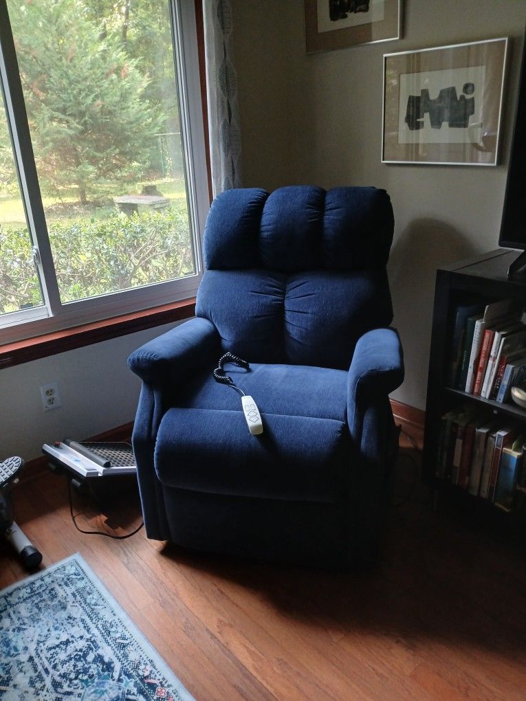 Power Lift Chair