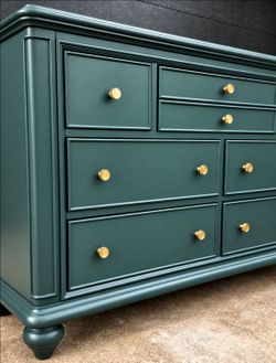 Samuel Lawrence Solid Wood Dresser | Soft-Close Drawers - Charleston Green