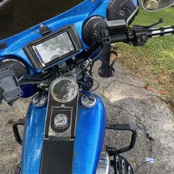 Harley Davidson Dyna Wide Glide Custom Bike