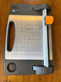 Fiskars 12” Rotary Paper Cutting Board