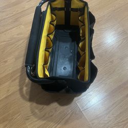 18in DeWalt Tool Bag