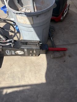 Hydraulic skid steer breaker