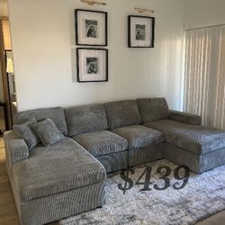 Gray 2-Pc Sectional Sofa Set 