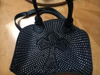 Haley Beez Cross hand bag