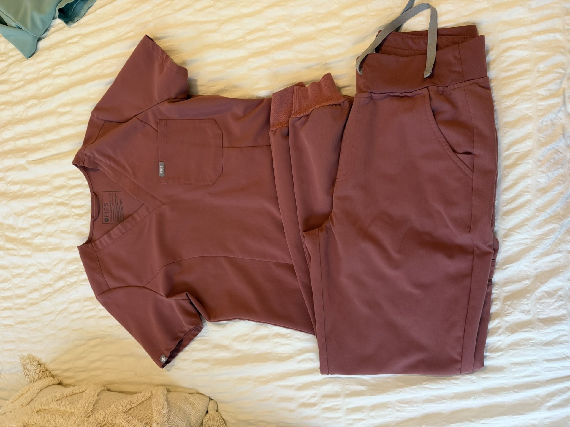 Figs Scrubs