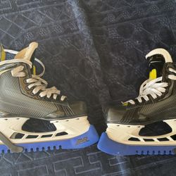 Bauer Supreme Ice Skates, Size US5
