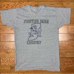 Vintage Notre Dame Fighting Irish T-Shirt Size large Y2K Single Stitch 80’s
