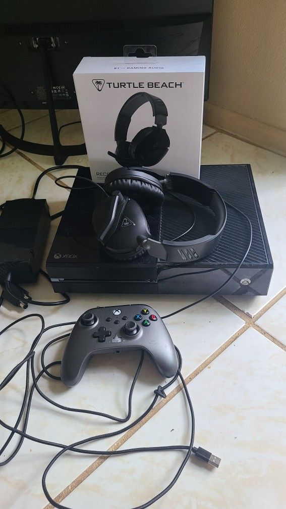 Xbox One X 