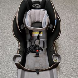 Graco Car Seat For Infant & Toddlers