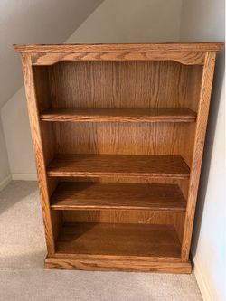 Oak Wood Bookshelf