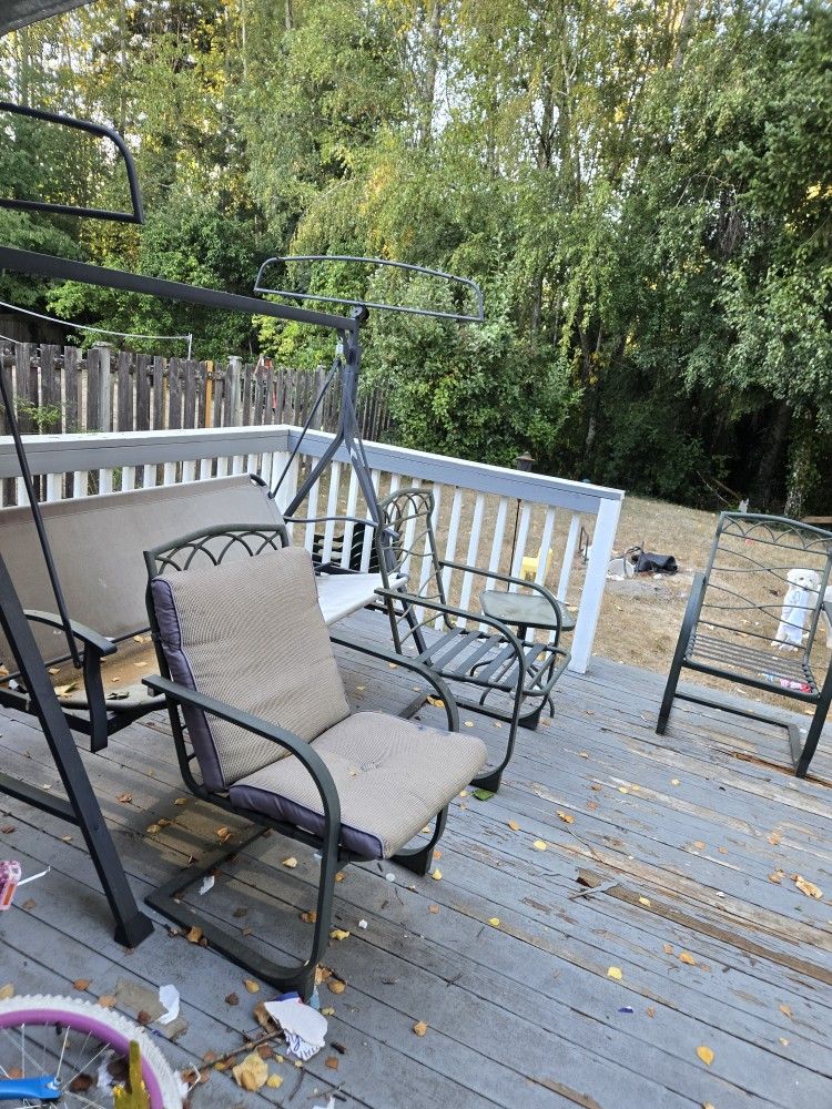 Free Swing N Patio Set... Just Need To Clean It