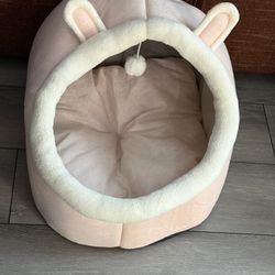 New Pink Cat Bed With Removable Pillow 