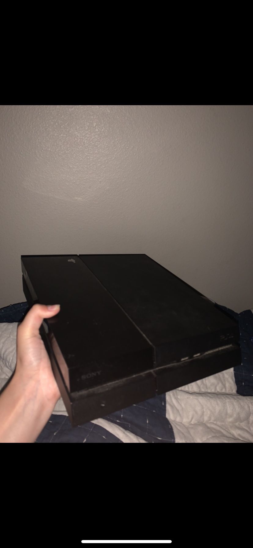 Used PS4 (With Headset and Games)