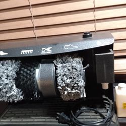 Shoe Polisher