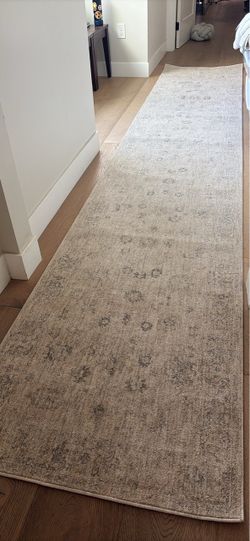 Brand New Chris loves Julia 14ft rug