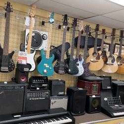 Guitars 🎸 For Sale Music Equipment 