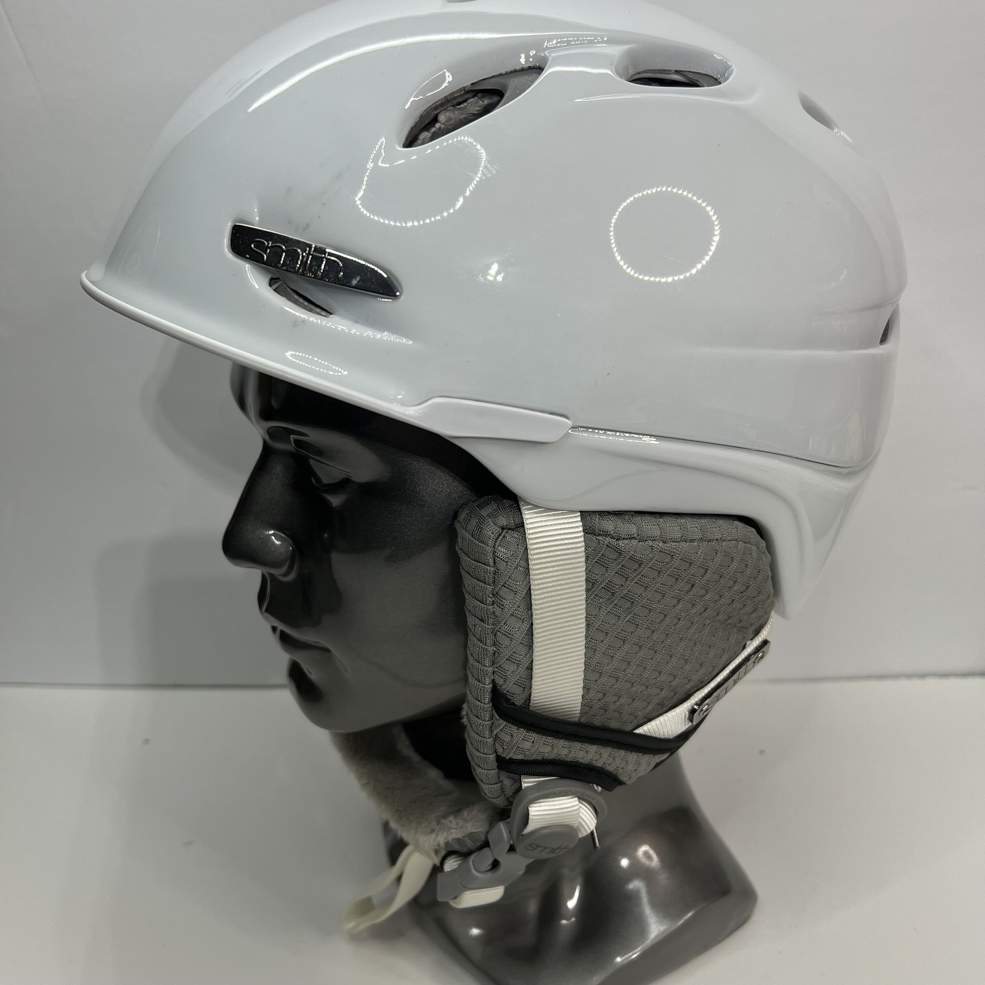 Smith Voyage Adult Small 51-55cm White Ski And Snowboard Helmet