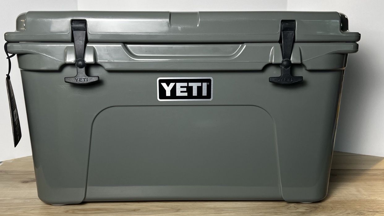 YETI Tundra 45 Cooler