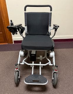 Folding Electric Power Wheelchair with Joystick