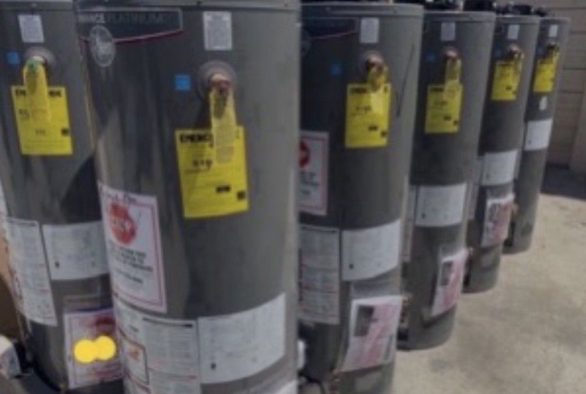 40, 50 Gallon Rheem Water Heater Free Installation