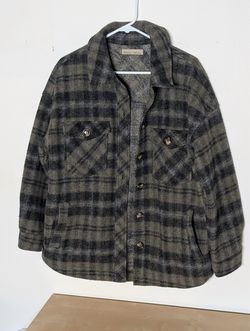 Bêcool Gray Black Plaid Shacket Women’s M/L Button Front Shirt Jacket Cozy