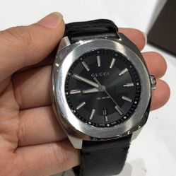 AUTHENTIC  GUCCI MENS WATCH