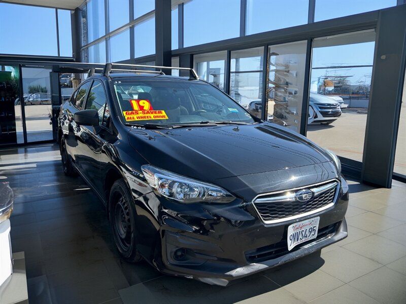 2019 Subaru Impreza 2.0i