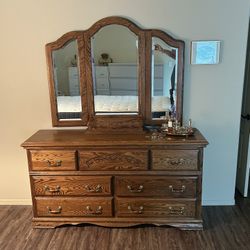 Bedroom set