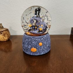 Musical Snowglobe - Nightmare Before Christmas
