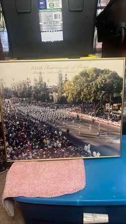 fotográfica enmarcada del 105.º Desfile del Torneo de las Rosas