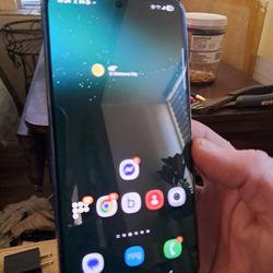Samsung Galaxy 22  Unlocked With No Damage 