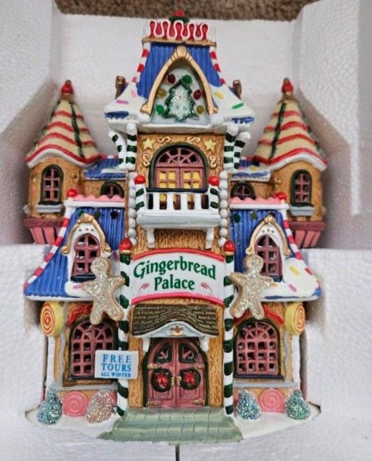 Lemax Gingerbread Palace