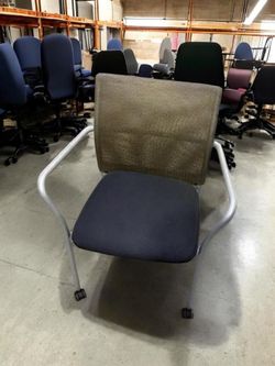Steelcase Jersey Mobile Guest Chairs – Showroom Floor Models – From $100 📦 Florida