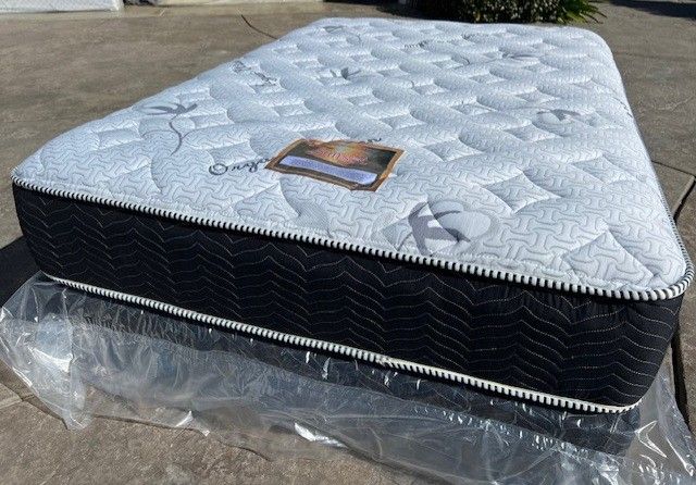 Queen Orthopedic Supreme Ultra Plush Mattress!!