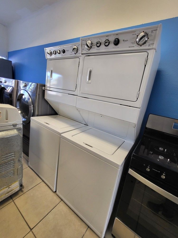 Whirlpool Stackable Washer And Gas Dryer