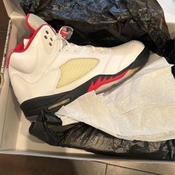 Air Jordan Fire Red 2020 Sz 12