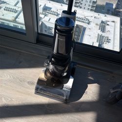 Vacume Carpet Cleaner – Like New!