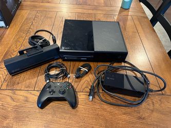 Microsoft Xbox One Black Console Bundle w/ Kinect, Controller & Cables