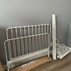 ‼️minnen bed‼️ extendable Bedframe