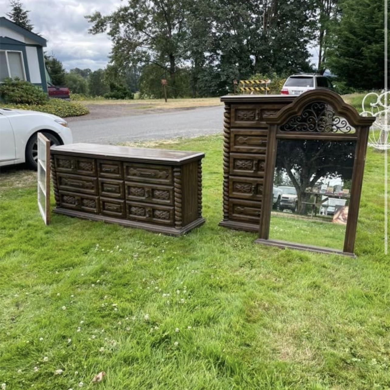 Antique Dressers 